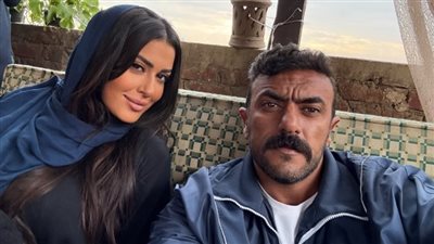 ميرنا نور الدين تكشف مفاجأة عن العمل مع أحمد العوضي: بيضرب بجد