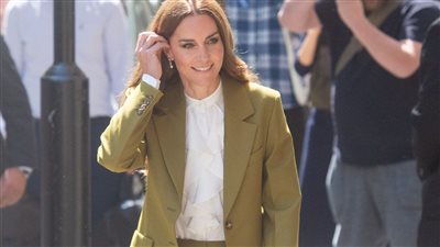 كيت ميدلتون بإطلالة أنثوية لرواية قصة ملكية بريطانية 