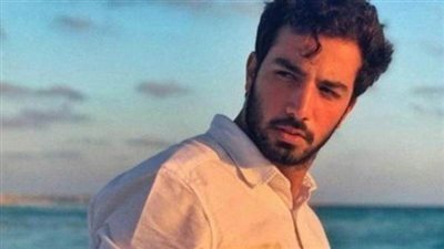 حازم إيهاب: «اتخنت مرتين.. وجالي أزمة قلبية بسبب علاقات فاشلة»