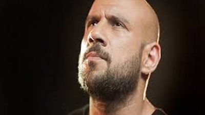 أحمد مكي يعلن وفاة نجل شقيقته ويطالب الجمهور بالدعاء