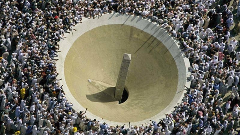 رمي الجمرات في الحج
