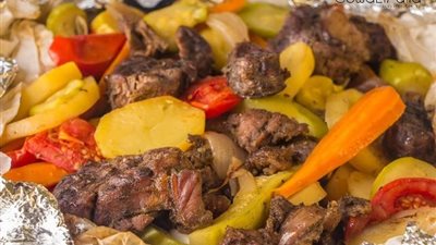 مع اقتراب عيد الأضحي.. طريقة تحضير ورقة اللحمة بسهولة