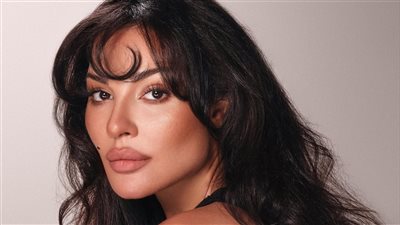 نادين نسيب نجيم توثق تعرضها للتحرش داخل المصعد.. والجمهور في حالة غضب 