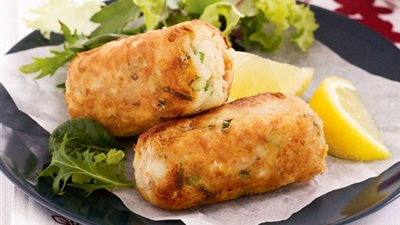 وجبة اقتصادية ولذيذة..  طريقة عمل كروكيت التونة  بالبطاطس المهروسة 