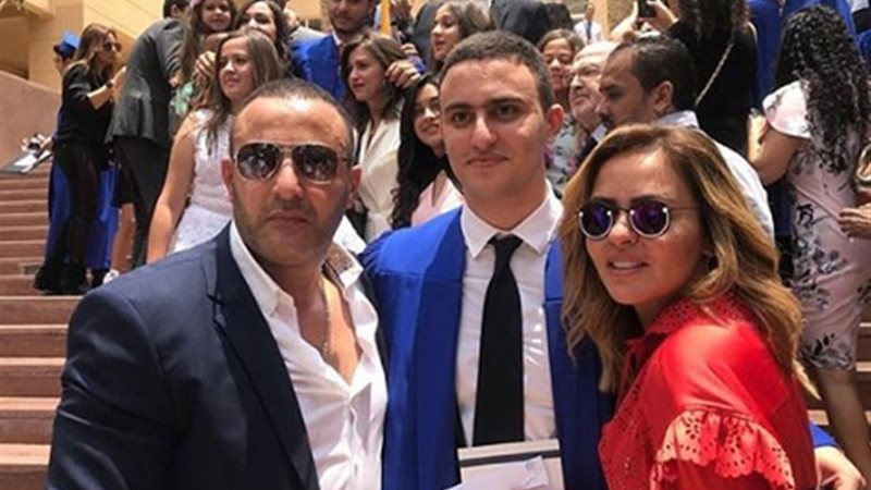 أحمد السقا وأسرته