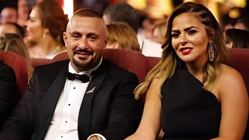 أحمد السقا مع زوجته