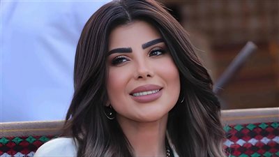 إلهام الفضالة تثير الجدل بعد إهدائها سيارة فاخرة لابنتها 