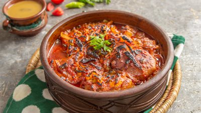 طريقة عمل طاجن الكوارع بالصلصة على سفرة عيد الأضحى