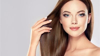 نصائح هامة لحماية شعرك من التقصف و التلف في فصل الصيف