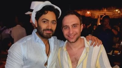 حسام حبيب يدعم تامر حسني بعد تدهور حالة ابنه آدم 