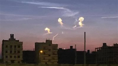 ظواهر غريبة في سماء مصر تثير الفزع.. هل لها علاقة بتوتر الشرق الأوسط؟