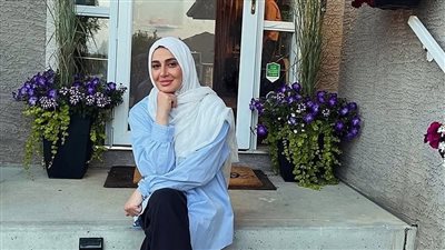 حلا شيحة تحتفل مع بناتها عقب وصول قناتها مليون مشاهدة عبر يوتيوب 