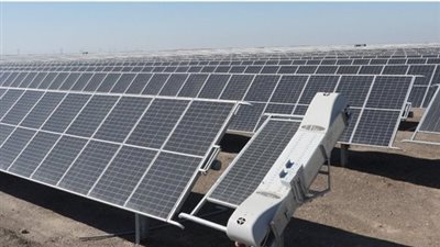 خبراء: الطاقة المتجددة تقود قاطرة الصناعات الجديدة في سلطنة عمان
