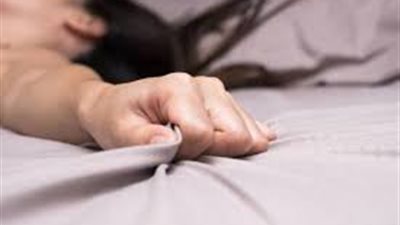 فتاة تسأل: كيف أتعامل مع رغبتي الشديدة دون الوقوع في الخطأ؟