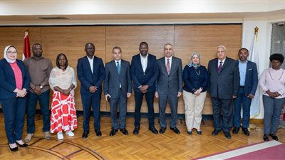 رئيس البنك الزراعي المصري يستقبل وفداً من جمهورية أنجولا للاستفادة من خبرات البنك 