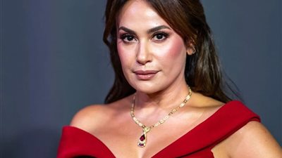 هند صبري تُحيي ذكرى «30 يونيو»: كل عام ومصر حرة وقوية وآمنة