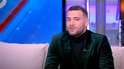 أنا بيتي اتخرب لما اتوقفت.. المطرب الشعبي مسلم يعتذر لنقابة الموسيقين