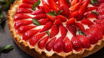 لعشاق الحلويات.. طريقة عمل تارت الفراولة بمذاق لا يقاوم 