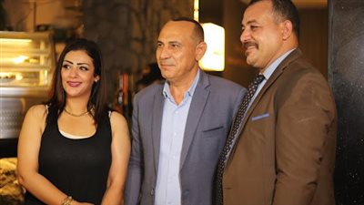 دبلوماسيون وفنانون وسياسيون في افتتاح كافيه سوا بزهراء المعادي