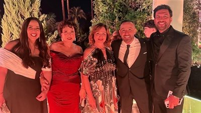 إيمي سمير غانم في أول ظهور لها بعد ولادتها الثانية تخطف الأنظار