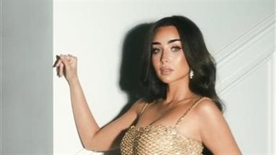 بإطلالة ذهبية.. هنا الزاهد تلفت الأنظار في أحدث ظهور لها