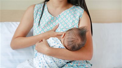 كيف تزيدي من إدرار لبن الثدي طبيعيًا؟.. الصحة توضح