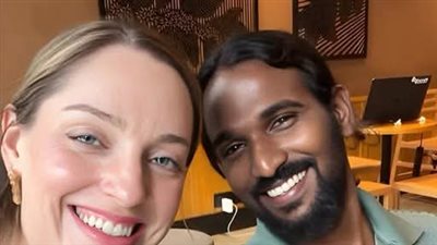 مصورة أمريكية تقطع 14 ألف كيلومتر لتتزوج شابًا هنديًا.. قصة تشعل السوشيال 