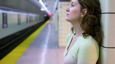 كيف أتعامل مع شخص يهددني بالكلام؟