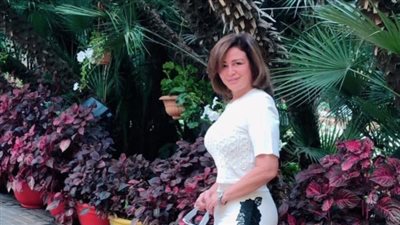 إلهام شاهين تثير الجدل على السوشيال بسبب نحافتها المفاجئة