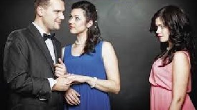 أخت خطيبتي تحرشت بي.. هل أتمم الزواج؟