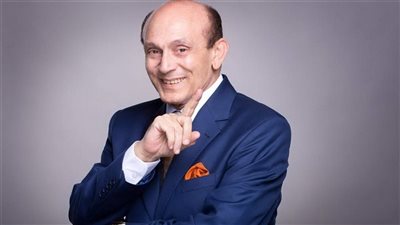 نقل الفنان محمد صبحي إلى العناية المركزة بعد وعكة صحية