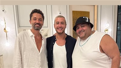 سعد لمجرد يلتقي كريم عبد العزيز وشيكو بالساحل الشمالي قبل حفله المنتظر