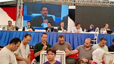 وزير الإسكان: الانتهاء من إجراء القرعتين 17 و18 للمواطنين الذين تم توفيق أوضاعهم  بالعبور الجديدة