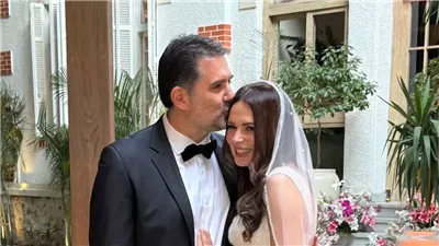 عثمان أبو لبن يشارك جمهوره أول صور من زفافه على عروس من خارج الوسط الفني