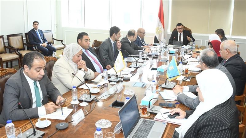 وزير الإسكان