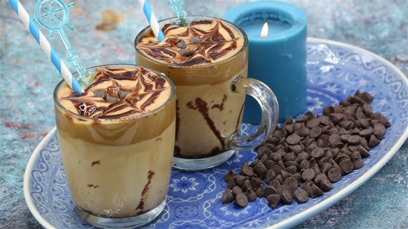 لاتيه القهوة الباردة