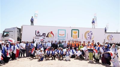 البنك الأهلي يشارك في توزيع 20,000 كرتونة مواد غذائية للأسر المحتاجة بحلايب 