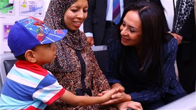 وزيرة التضامن تتابع الخدمات المقدمة للأشخاص ذوي الإعاقة بمكتب تأهيل حلوان (صور)