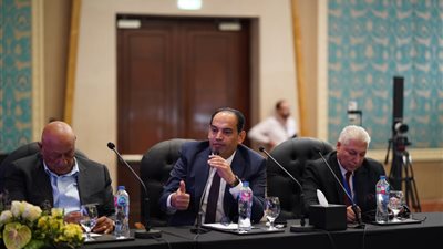 محمد مطاوع: ضرورة وجود رؤية تنظيمية واضحة لتحقيق التوازن بين حقوق المطور والعميل والدولة