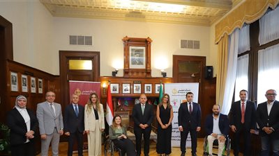 بنك مصر يوقع بروتوكول تعاون مع الأشخاص ذوي الإعاقة لتوفير كراسي متحركة 