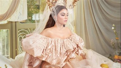 هيفاء وهبي تخطف الأنظار بإطلالة تجمع بين الجرأة والرقي