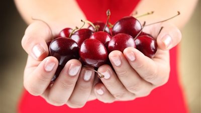   تفسير رؤية الكرز في المنام وعلاقته بالتخلص من الهموم والمشاكل 