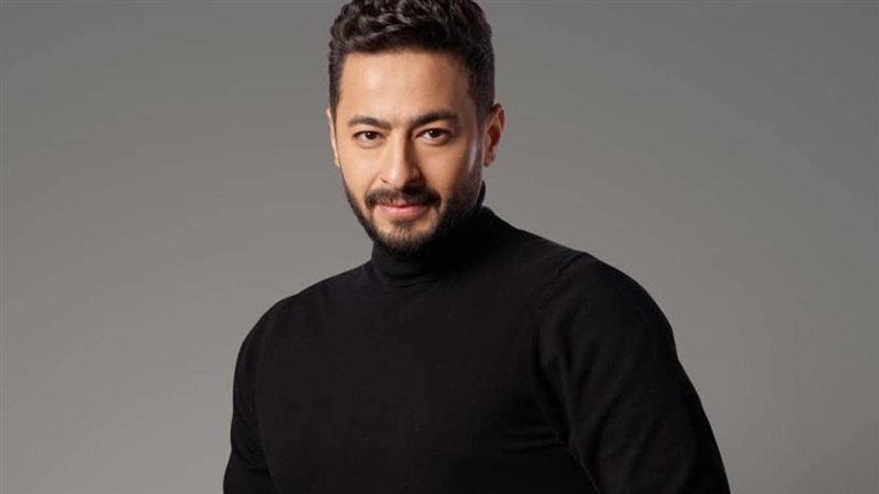 الفنان حمادة هلال