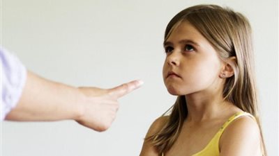 كيف أعاقب طفل عمره 3 سنوات بطريقة صحيحة؟