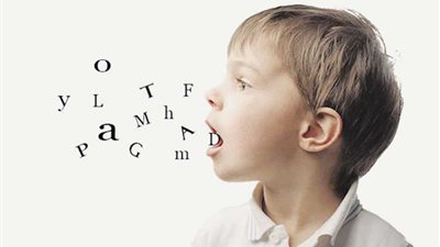 أكلات تساعد طفلك على النطق بسرعة