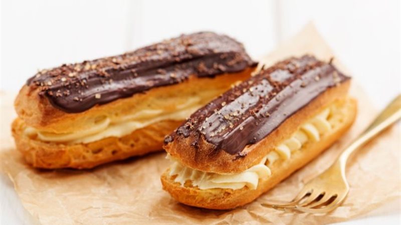 الإكلير بالكاسترد