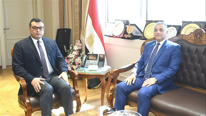 وزير الإسكان