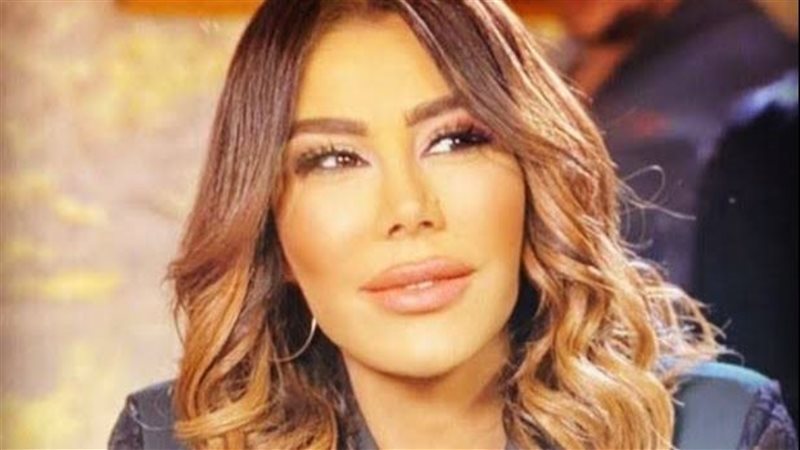 يمنى شري