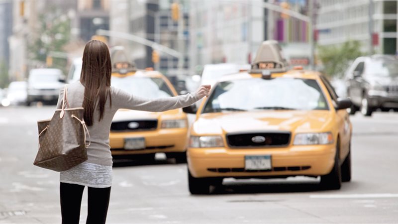تفسير رؤية التاكسي