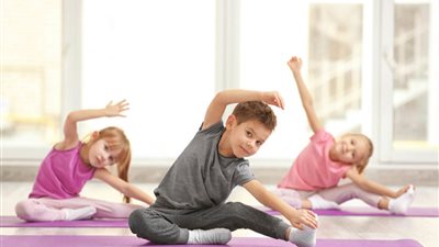 للأمهات.. الرياضة تُعزز ثقة الطفل في نفسه وتجعل منه شخص مسئول